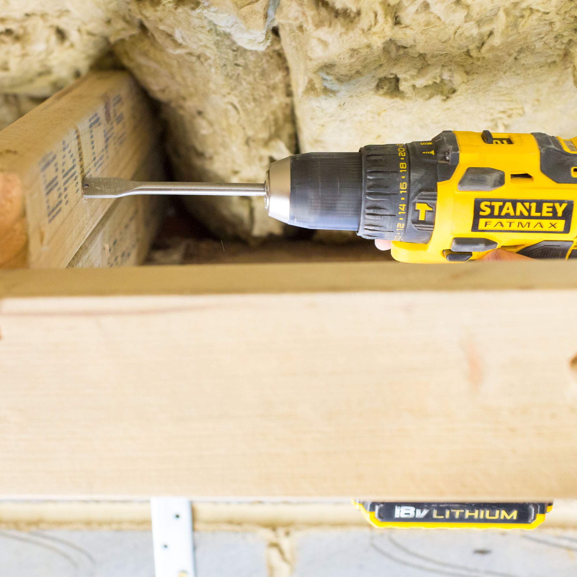 stanley-fatmax-fmc627b-xj-taladro-percutor-brushless-18v image 6