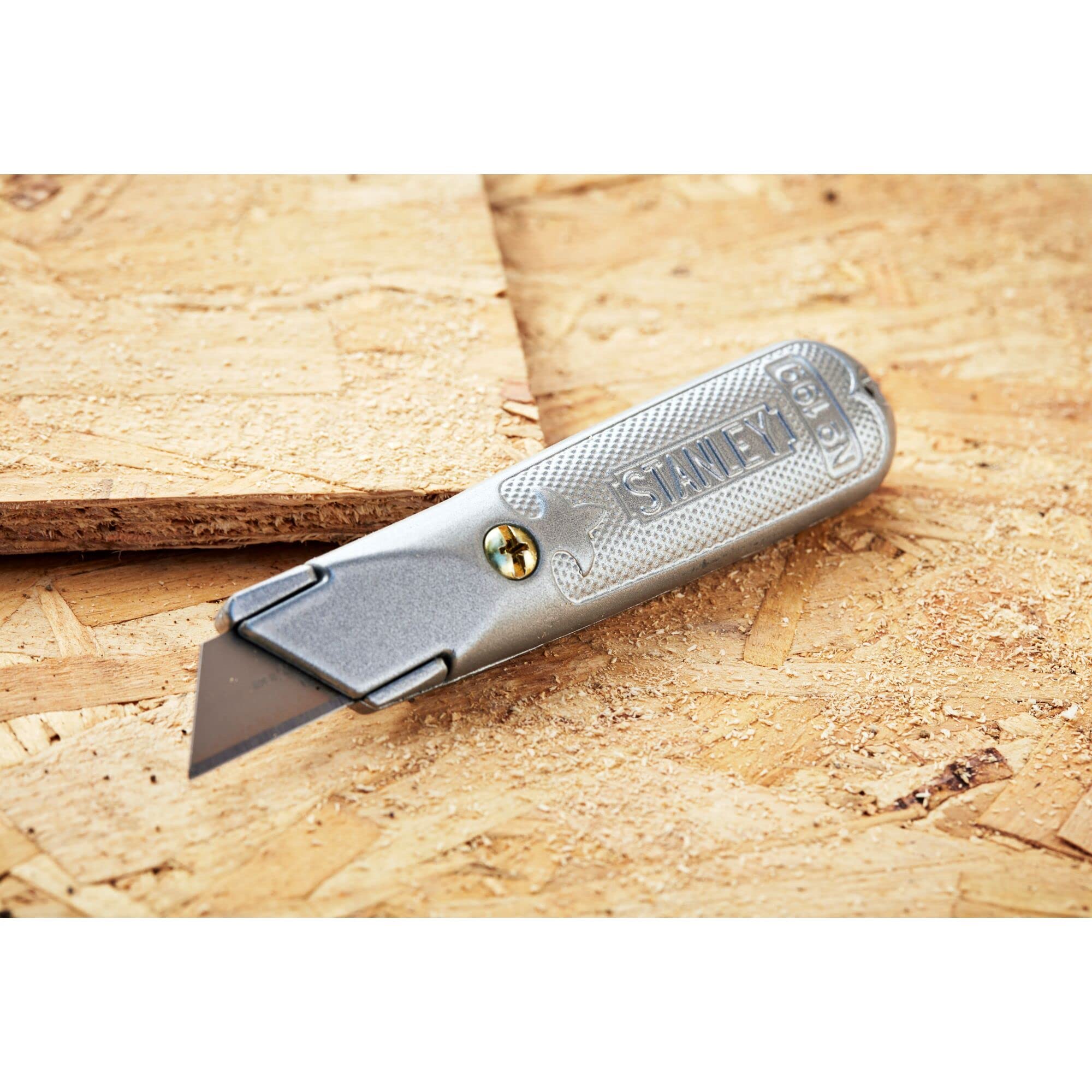 stanley-1-10-199-cuchillo-met-lico-hoja-fija-140mm-5-hojas image 3