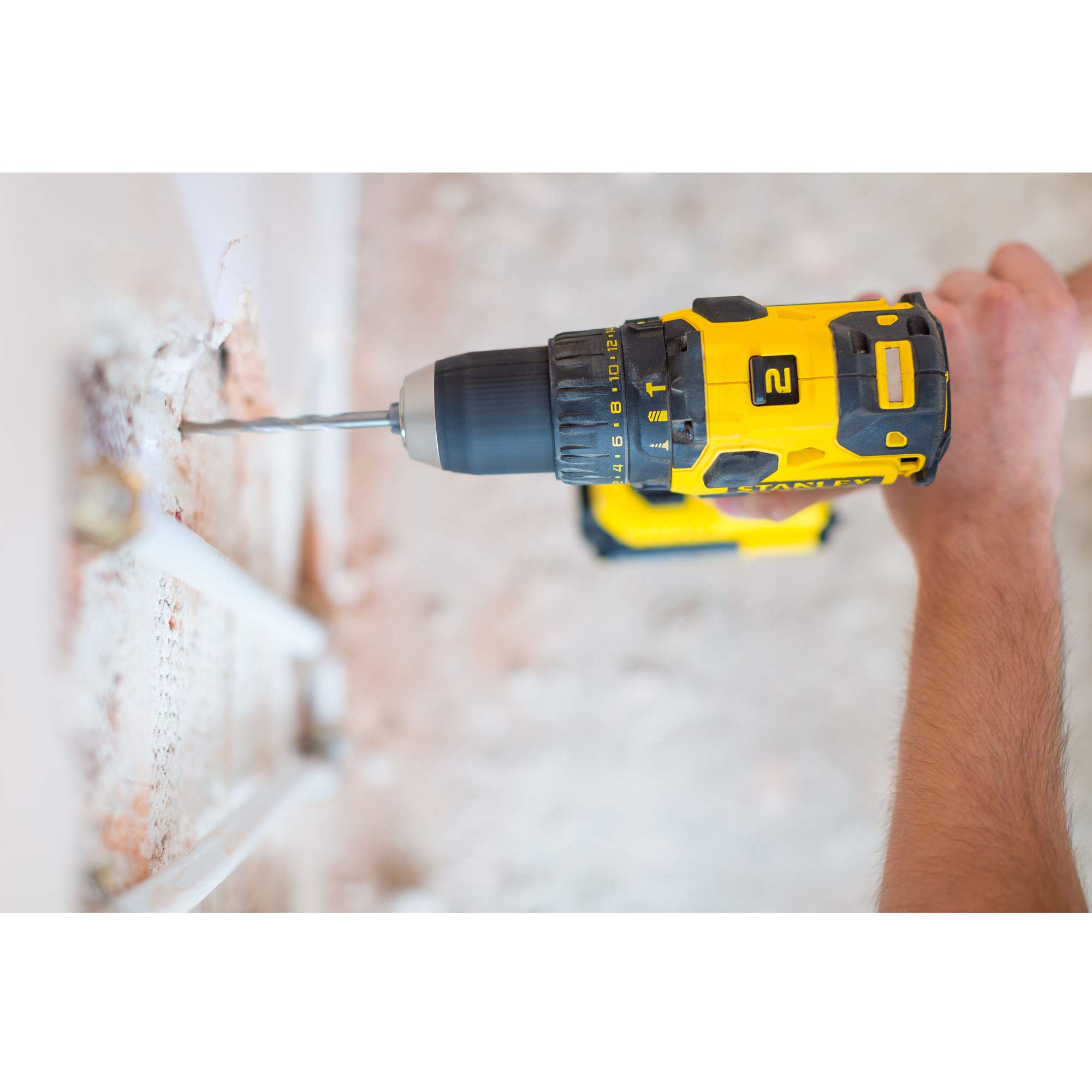 stanley-fatmax-fmck627d2h3-qw-taladro-percutor-brushless-18v-30-600-ipm-con-2-ba image 7