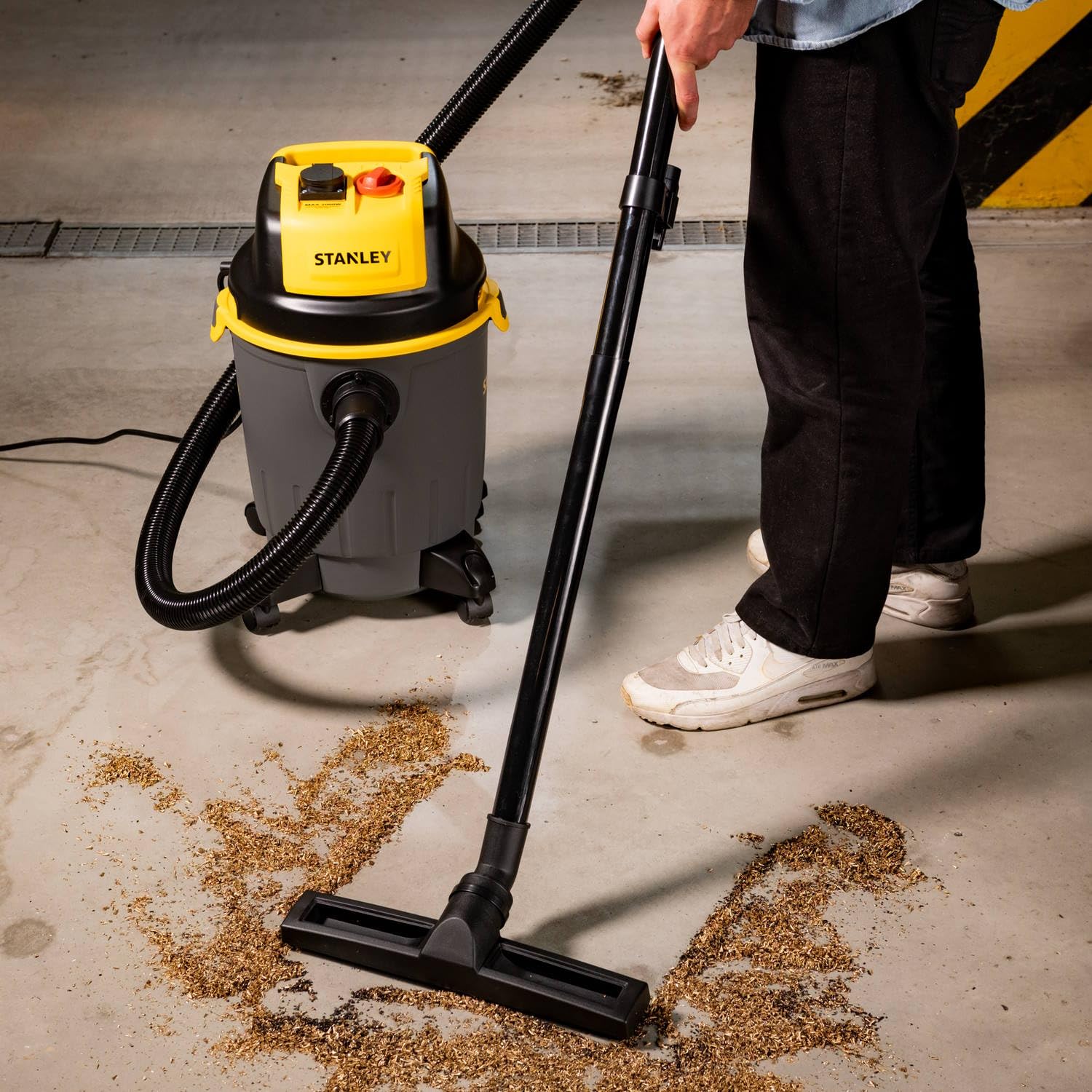 stanley-sxvc20pte-aspirador-multiuso-s-lidos-y-l-quidos-1200w-20l image 4