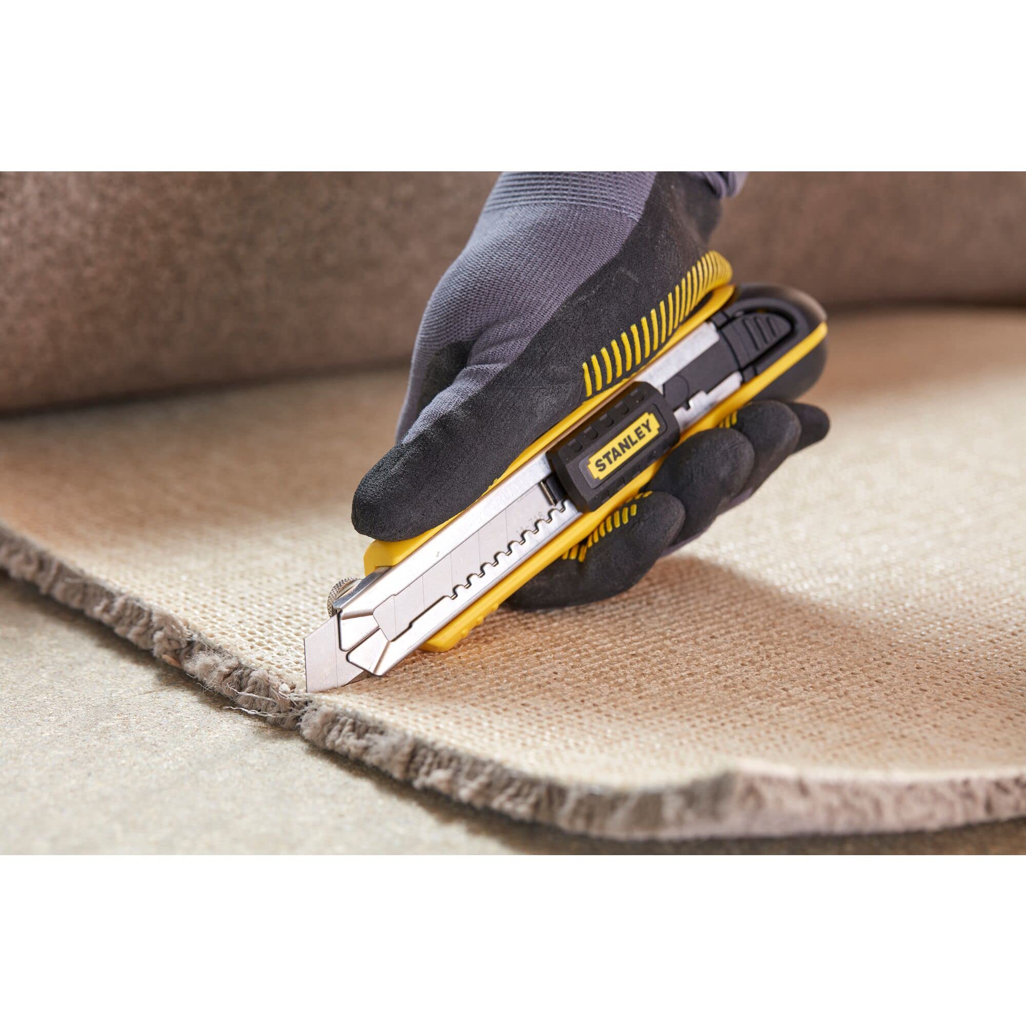 stanley-fatmax-c-ter-18mm-acero-inoxidable-6-cuchillas-incluidas-modelo-1-10-481 image 3