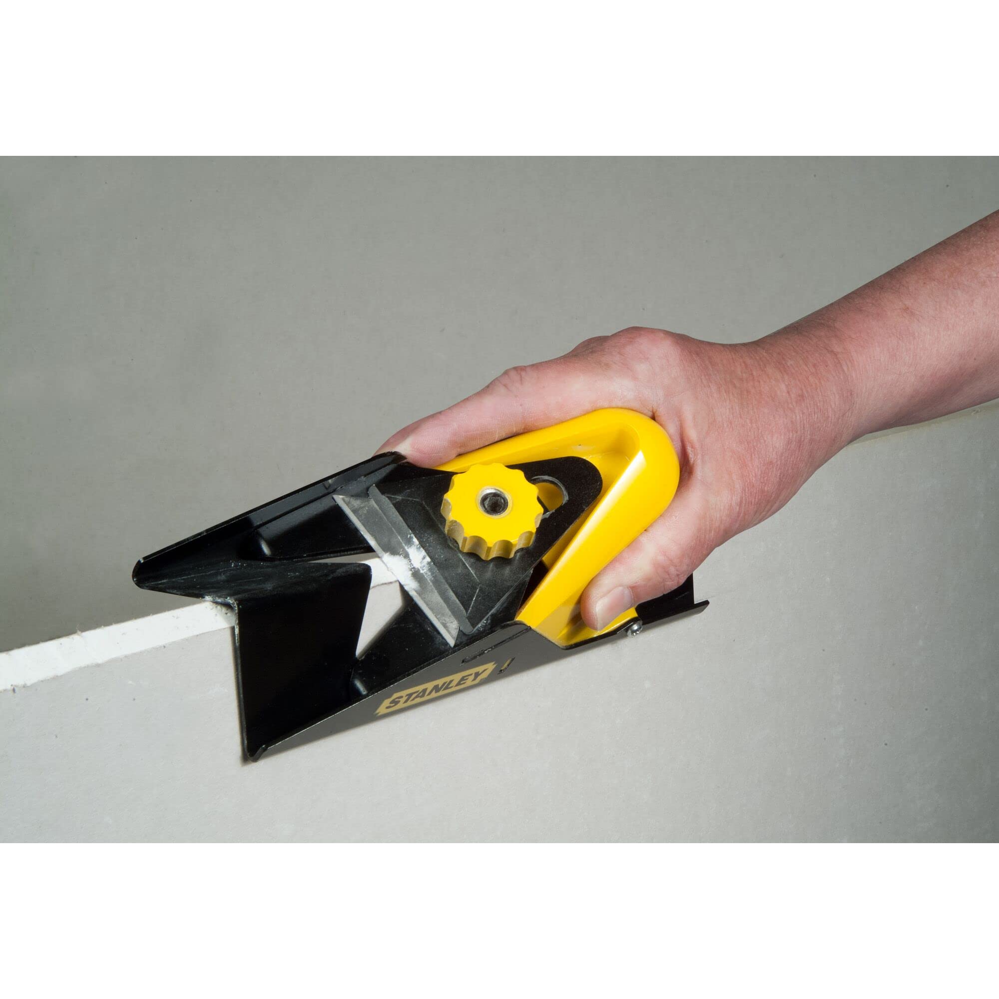 stanley-stht1-05937-herramienta-de-biselado-para-placas-de-yeso-cuerpo-de-acero- image 2