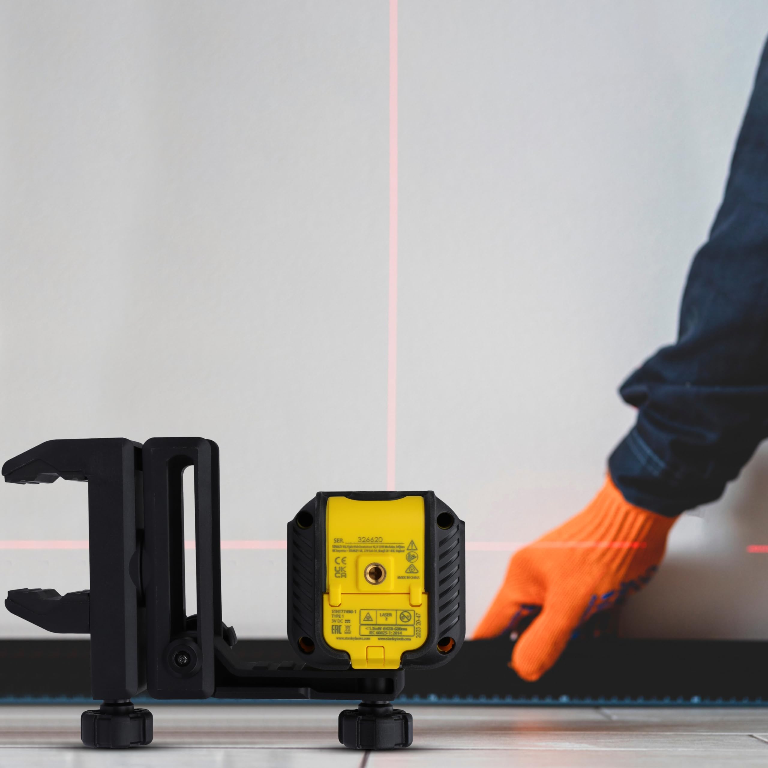 stanley-stht77498-1-nivel-l-ser-rojo-cubix-autonivelante-12-m-precisi-n-0-6-mm-m image 3
