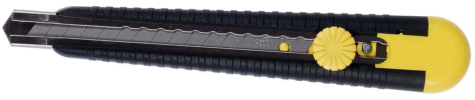 stanley-1-10-409-cutter-de-acero-inoxidable-con-cuerpo-de-polipropileno-9-mm image 1