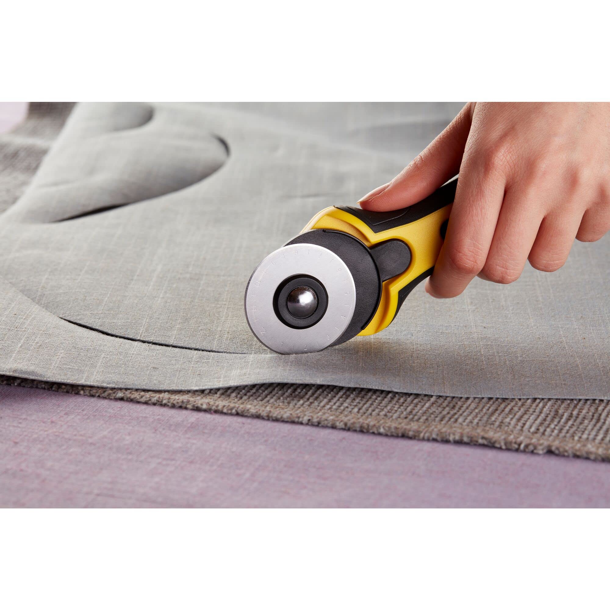 stanley-stht0-10194-cuchillo-de-hoja-circular-con-mango-bimaterial-y-protector-r image 3