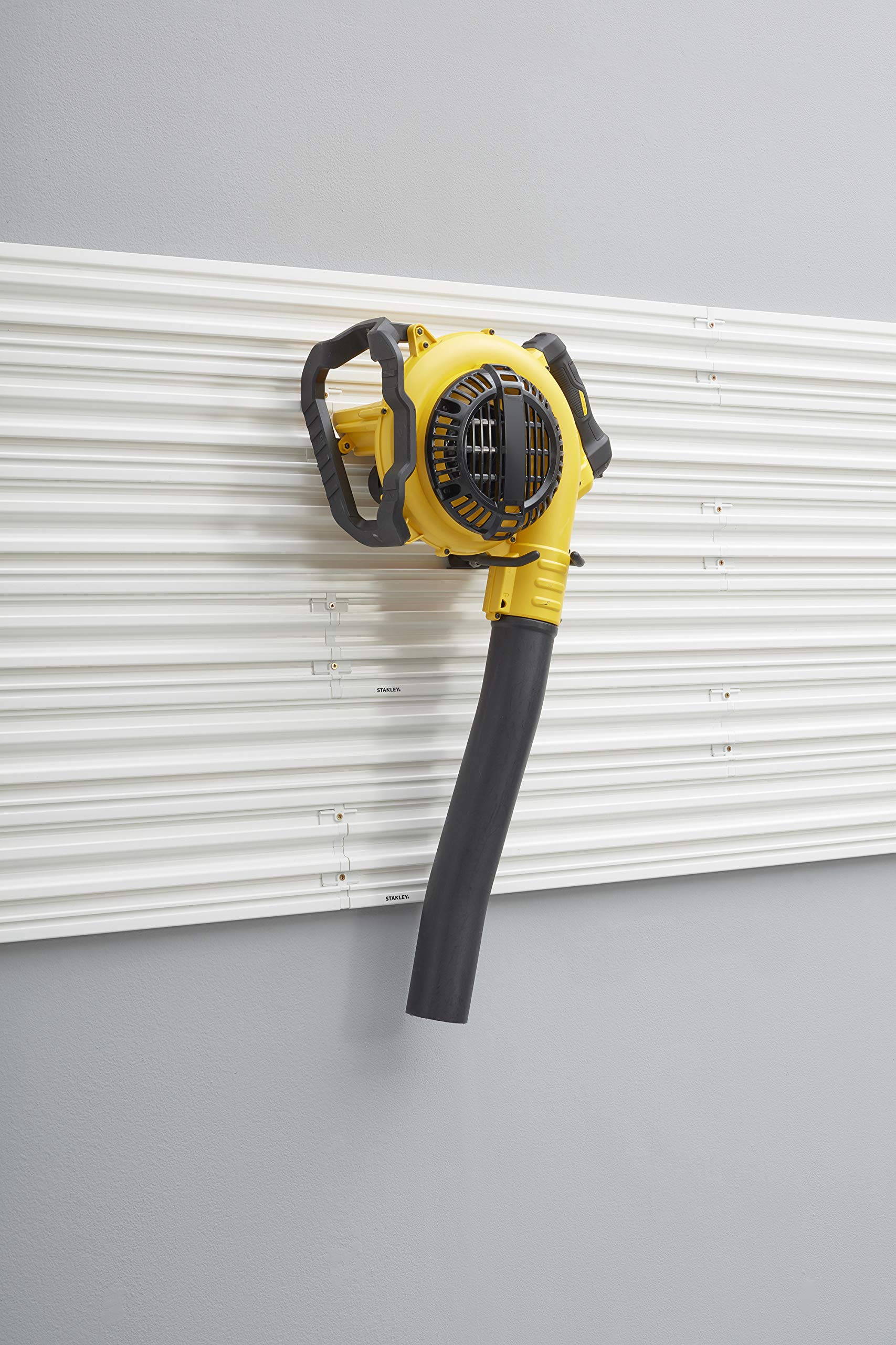 stanley-stst82609-1-gancho-para-equipamiento-de-jard-n-trackwall-soporta-22-5-kg image 6