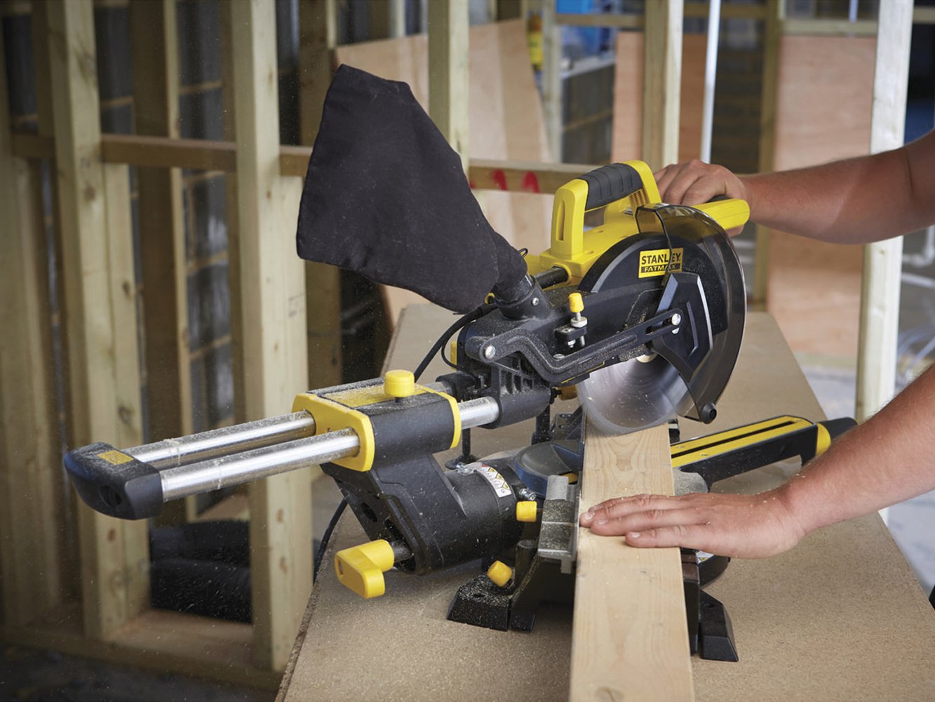 stanley-fatmax-fme721set-qs-ingletadora-telesc-pica-1500w-216mm-con-banco-de-sop image 6