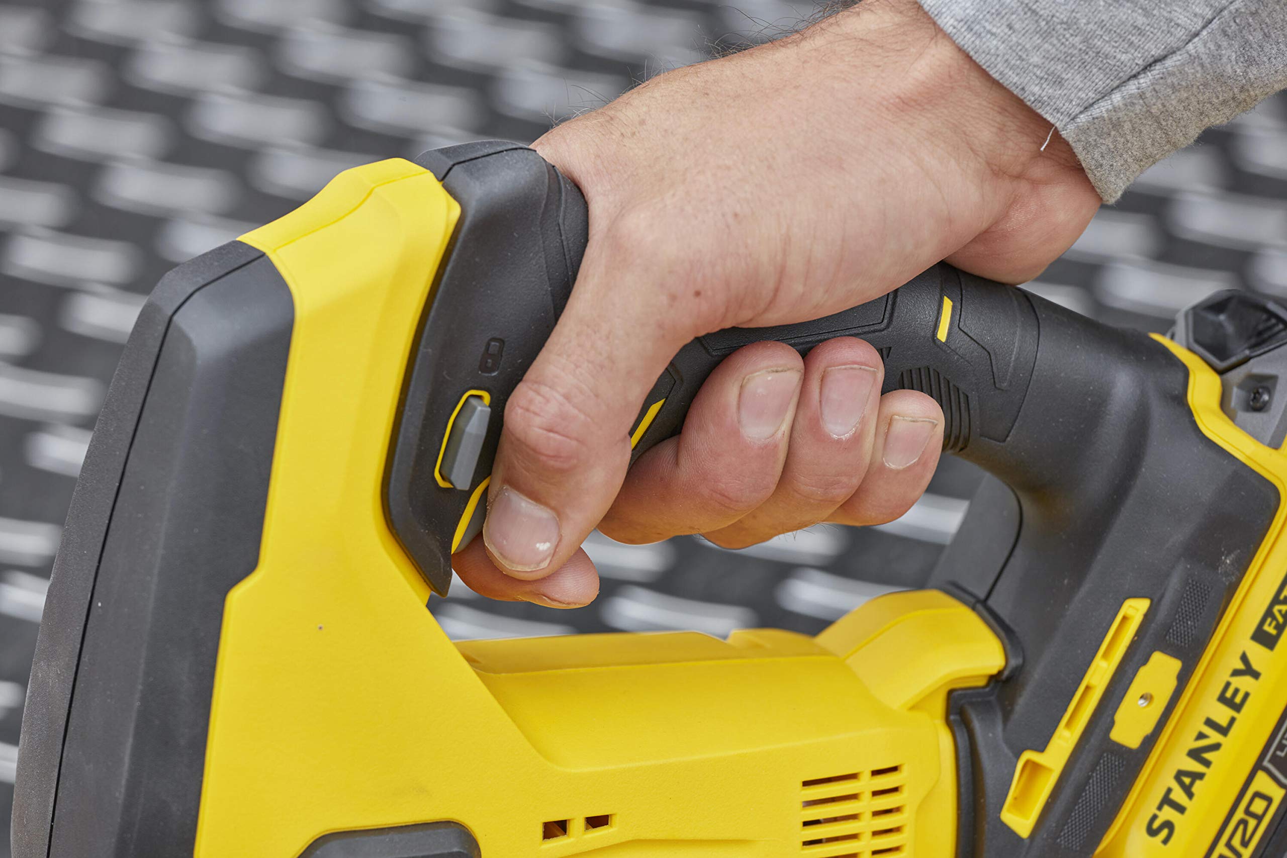 stanley-fatmax-sfmcs600m2k-qw-sierra-de-calar-v20-18v-con-2-bater-as-4ah-cargado image 6