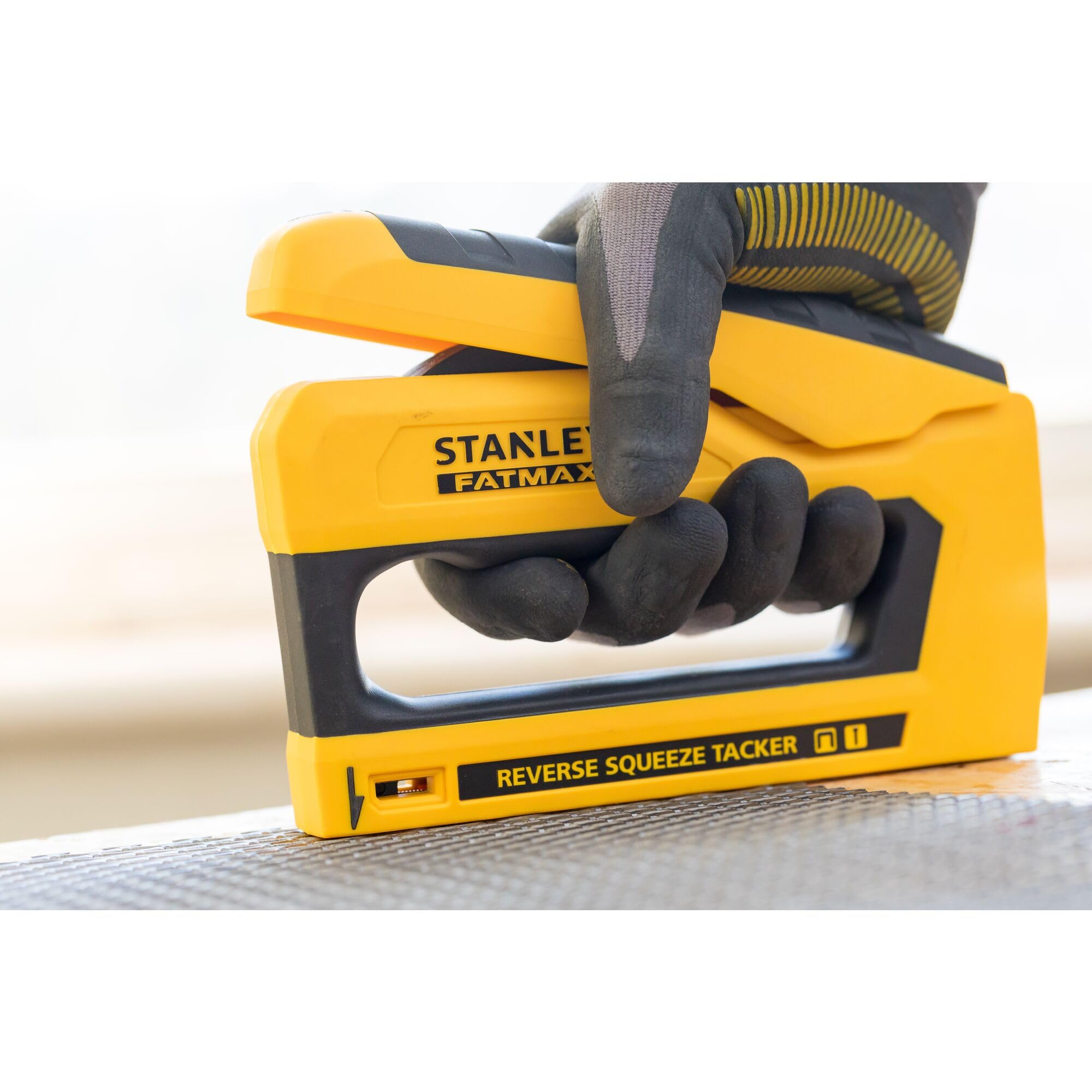 stanley-fatmax-fmht0-80551-grapadora-con-pulsador-delantero-y-revestimiento-de-c image 6