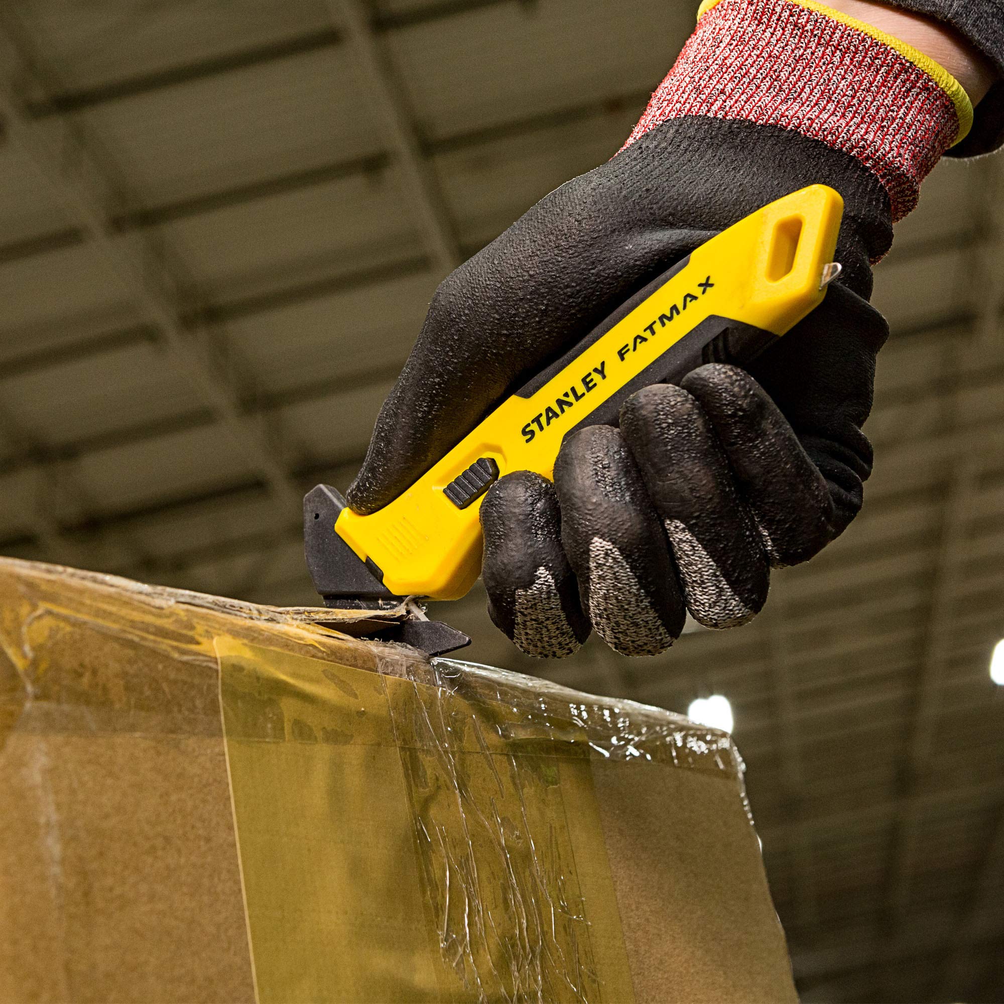 stanley-fatmax-fmht10358-0-cortador-de-embalajes-bi-materia image 6