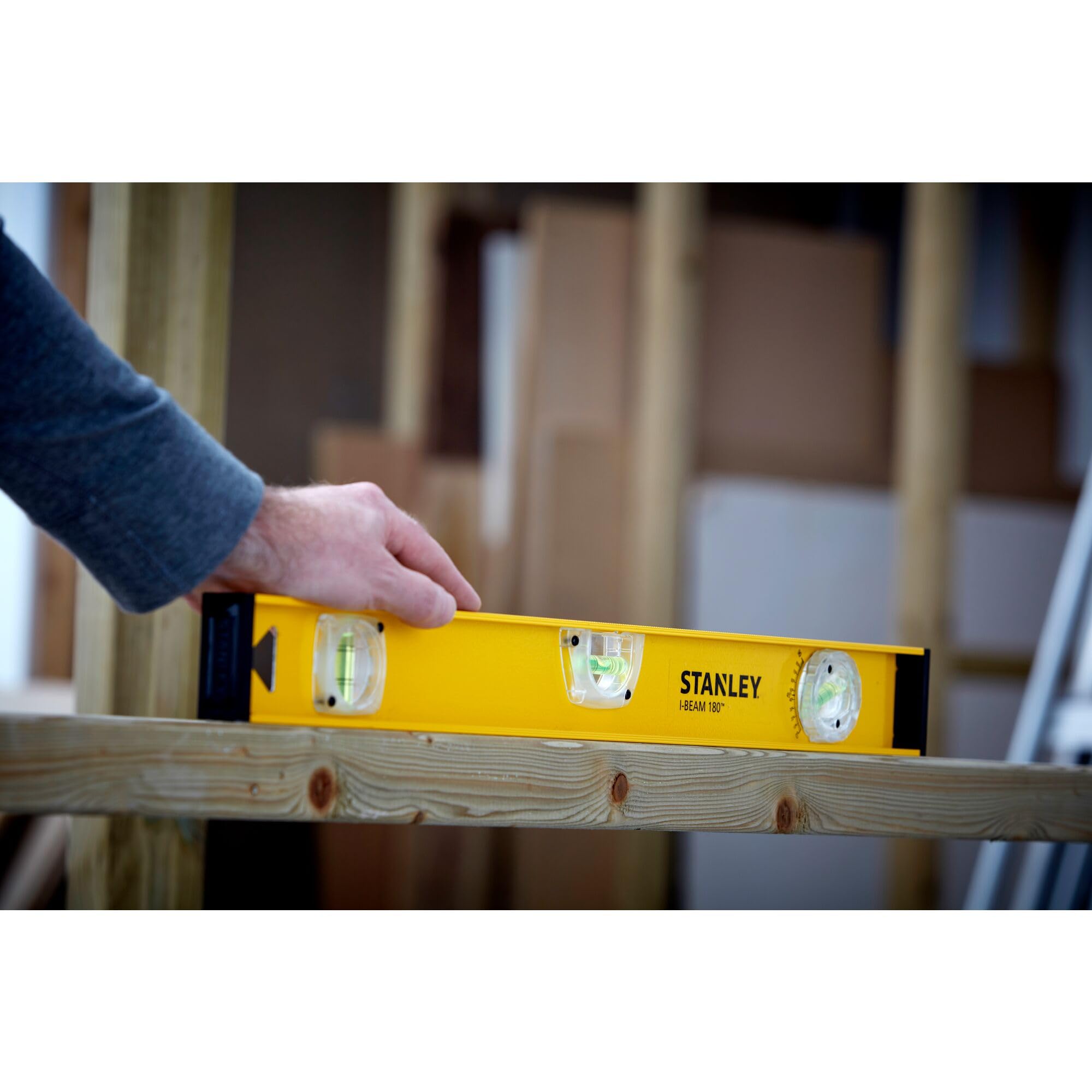 stanley-1-42-921-nivel-perfilado-de-aluminio-80-cm-3-burbujas-precisi-n-1-5-mm-m image 3