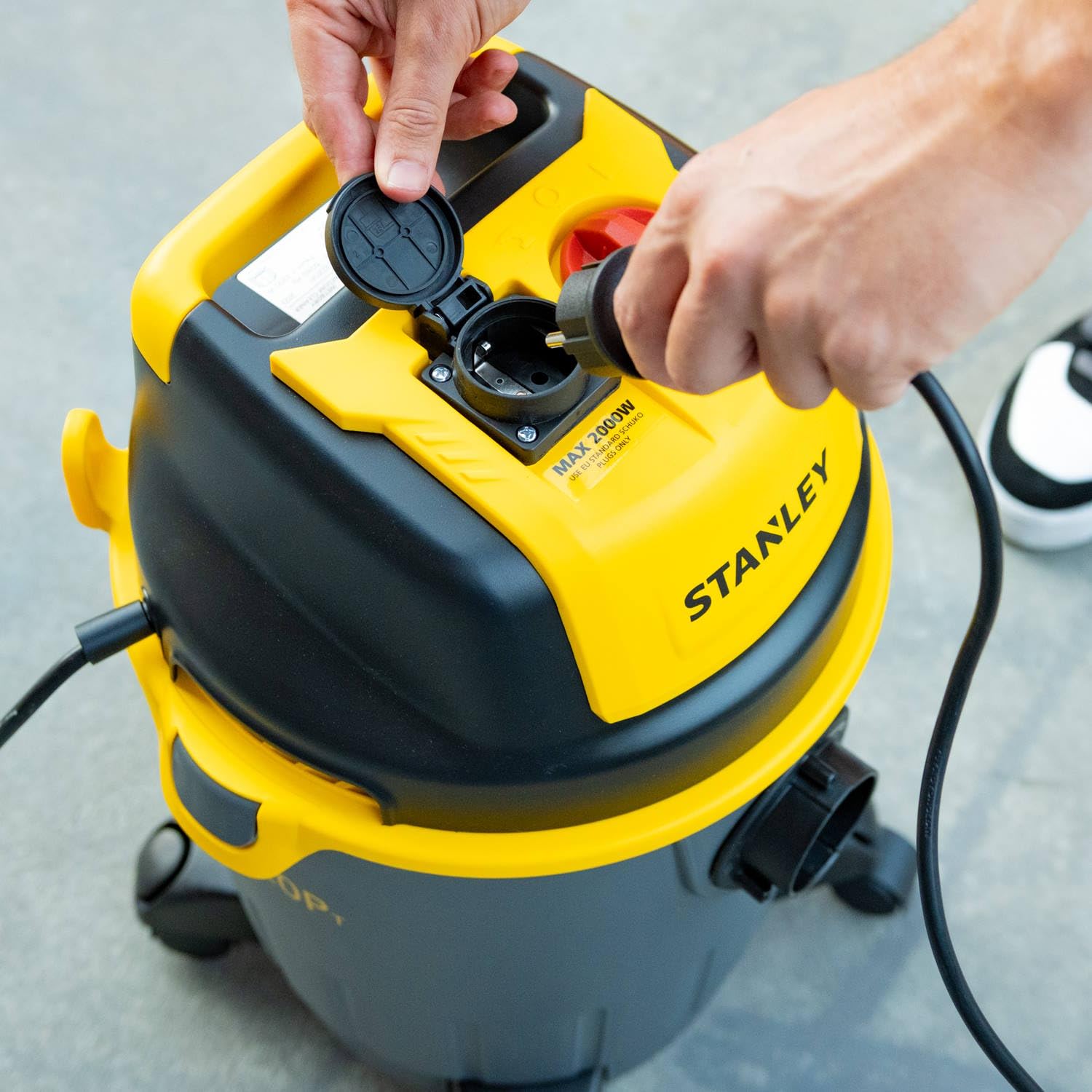 stanley-sxvc20pte-aspirador-multiuso-s-lidos-y-l-quidos-1200w-20l image 5