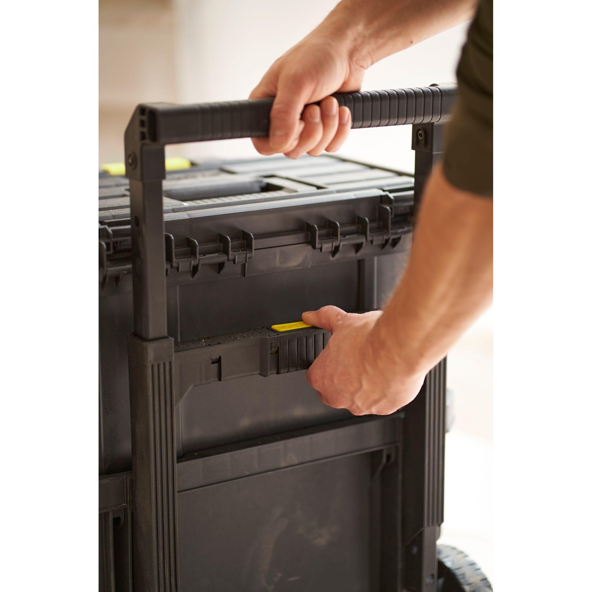 stanley-caja-de-herramientas-rodante-modular-3-en-1-stst83319-1 image 8