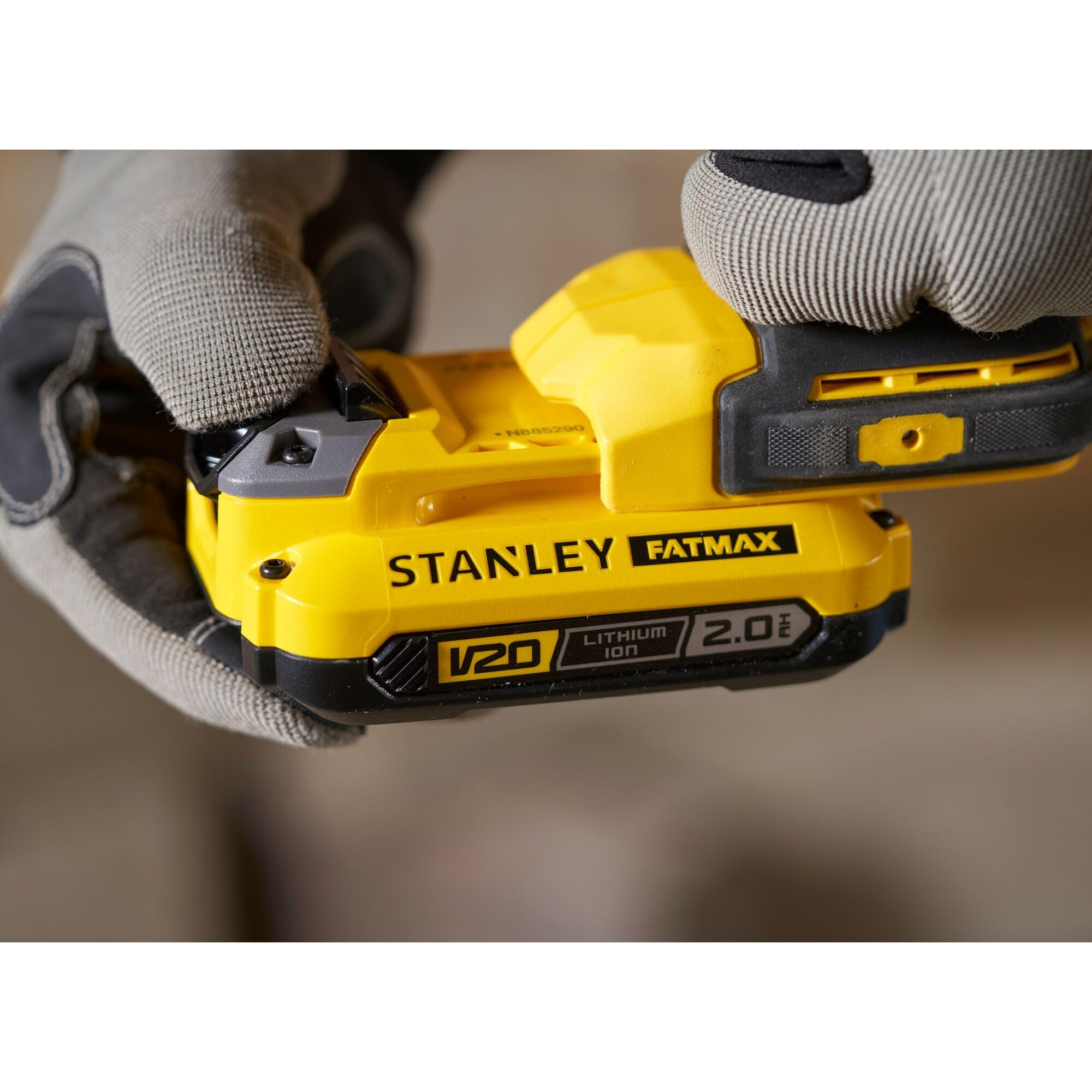 stanley-fatmax-sfmcd711dsa-qw-taladro-percutor-18v-v20-con-50-brocas-y-2-bater-a image 4