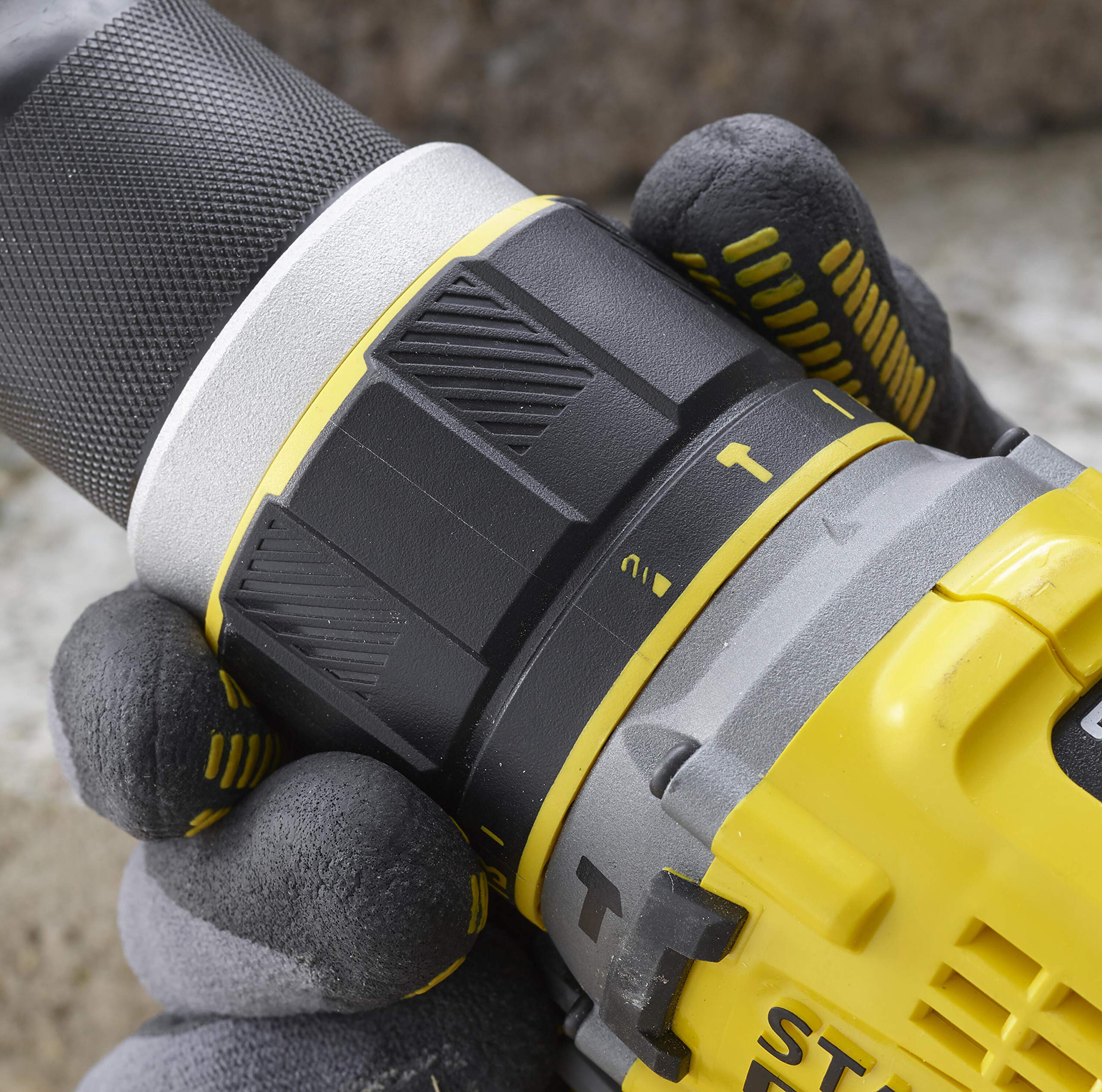 stanley-fatmax-sfmcd721d2k-qw-taladro-percutor-v20-18v-80nm-con-2-bater-as-2ah image 6