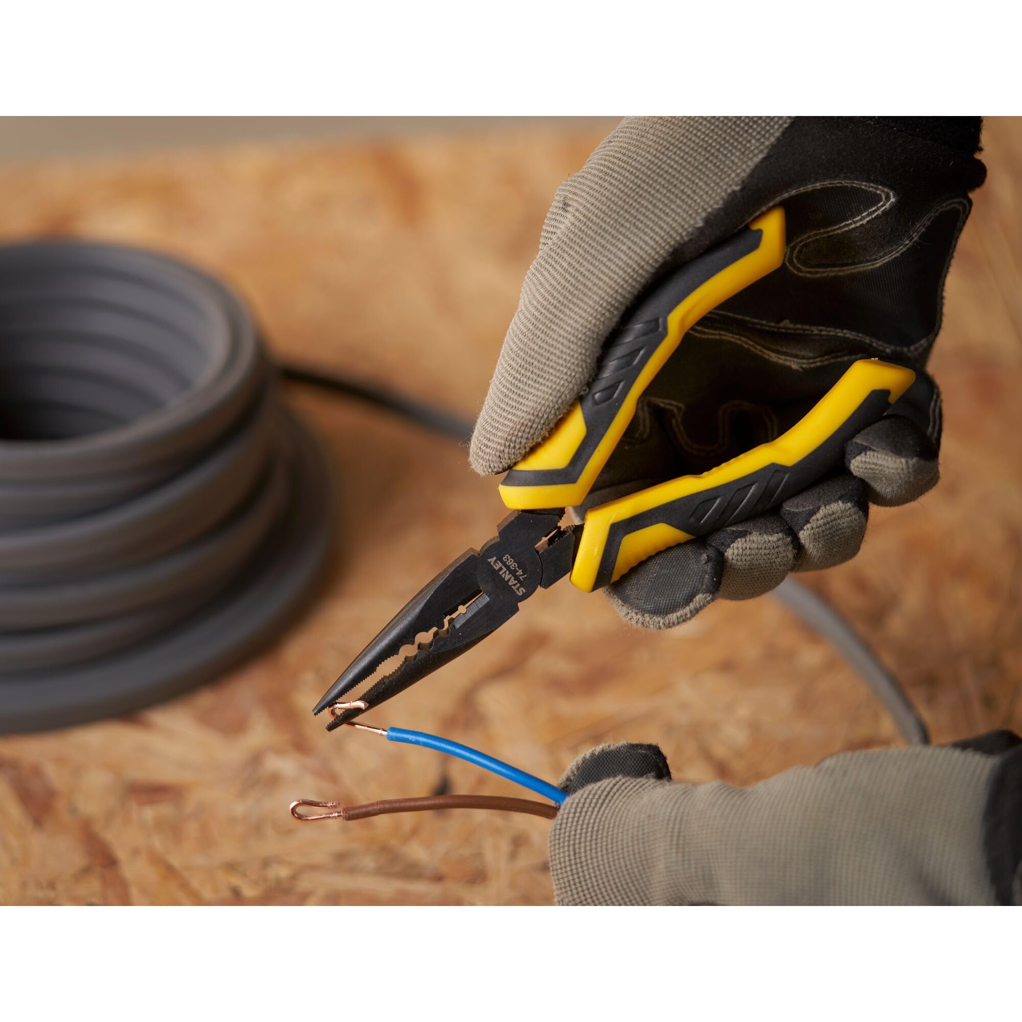 stanley-stht0-74363-alicate-de-boca-larga-control-grip-150-mm image 3