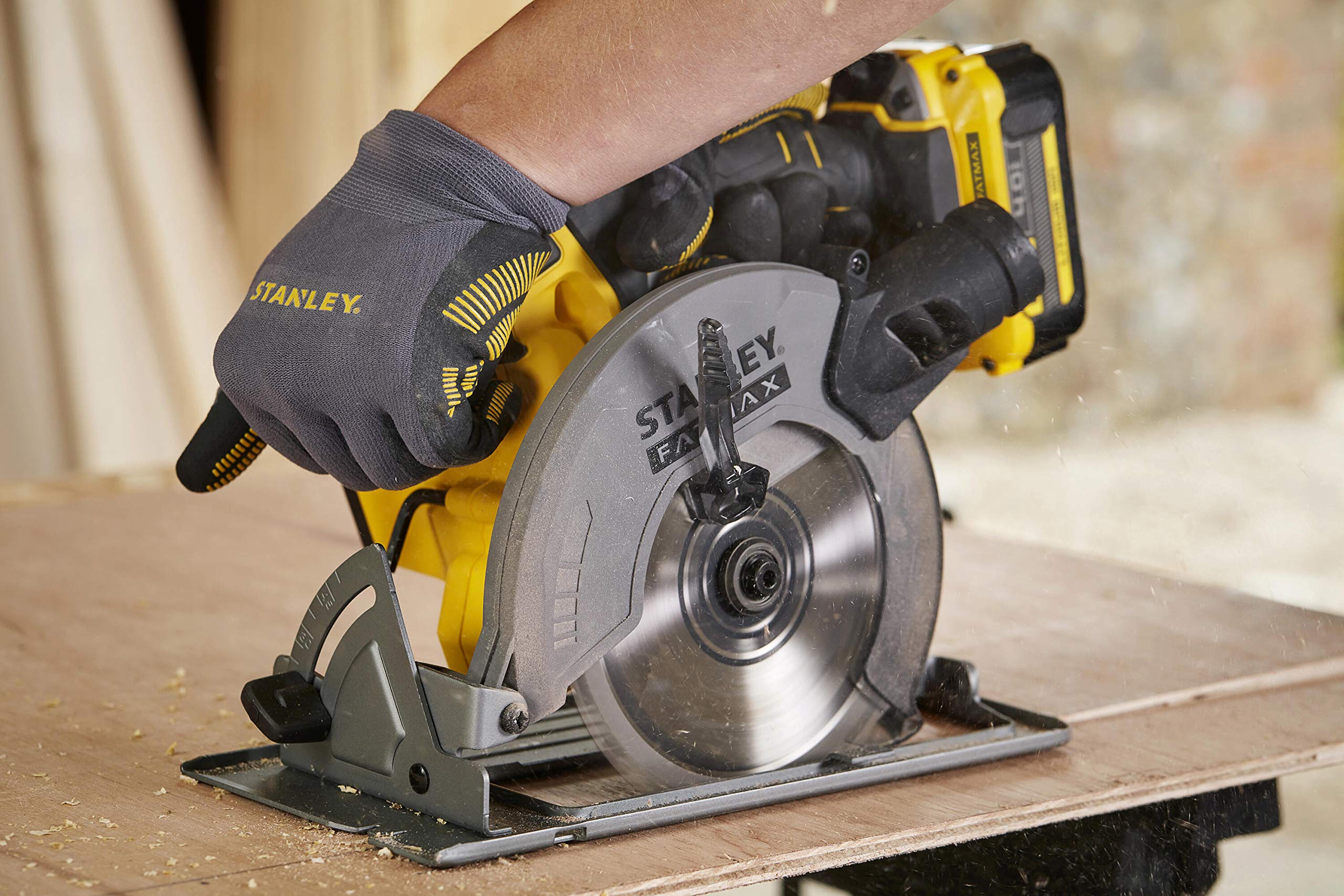 stanley-fatmax-sfmcs500m2k-qw-sierra-circular-v20-18v-165mm-con-2-bater-as-4ah-c image 4