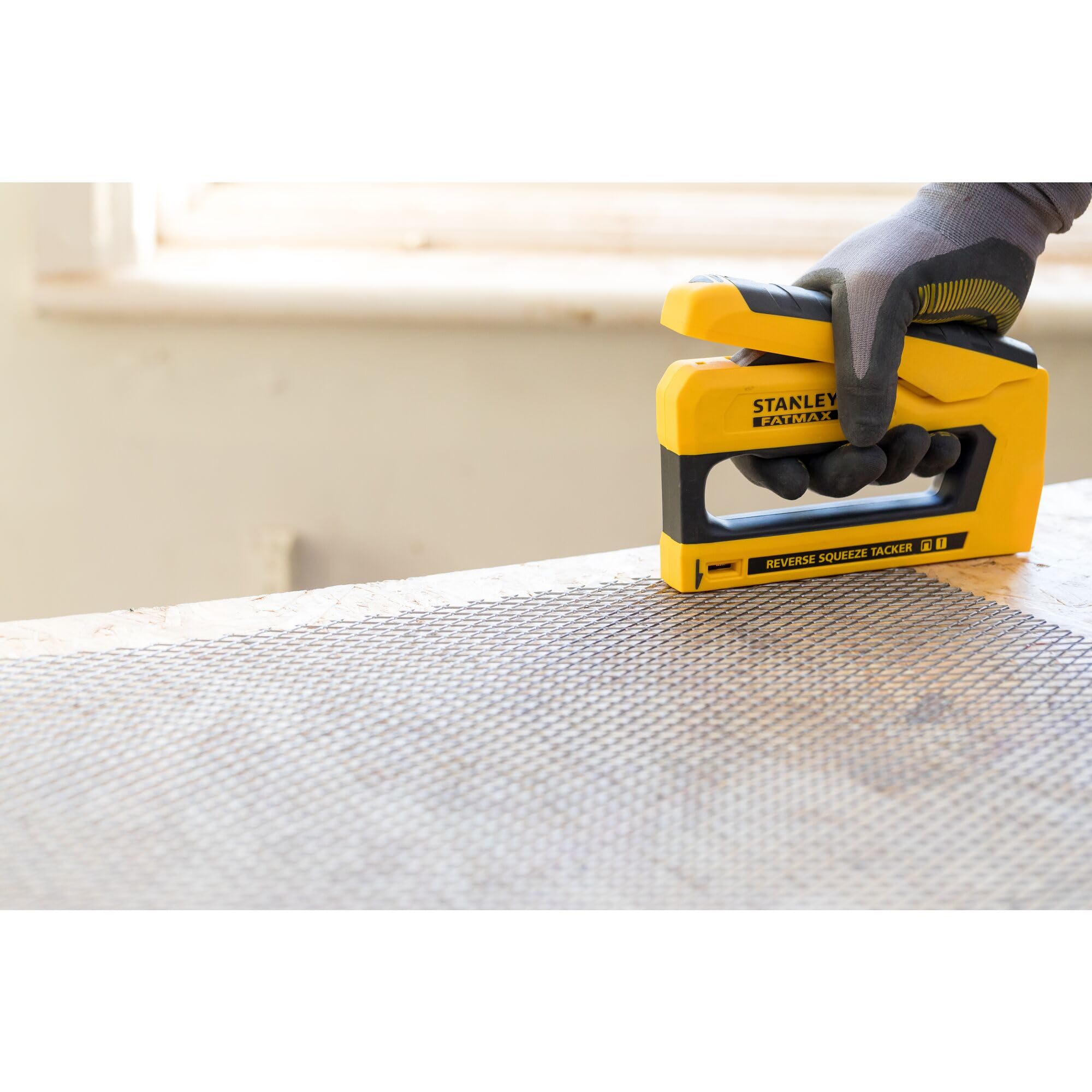 stanley-fatmax-fmht0-80551-grapadora-con-pulsador-delantero-y-revestimiento-de-c image 5