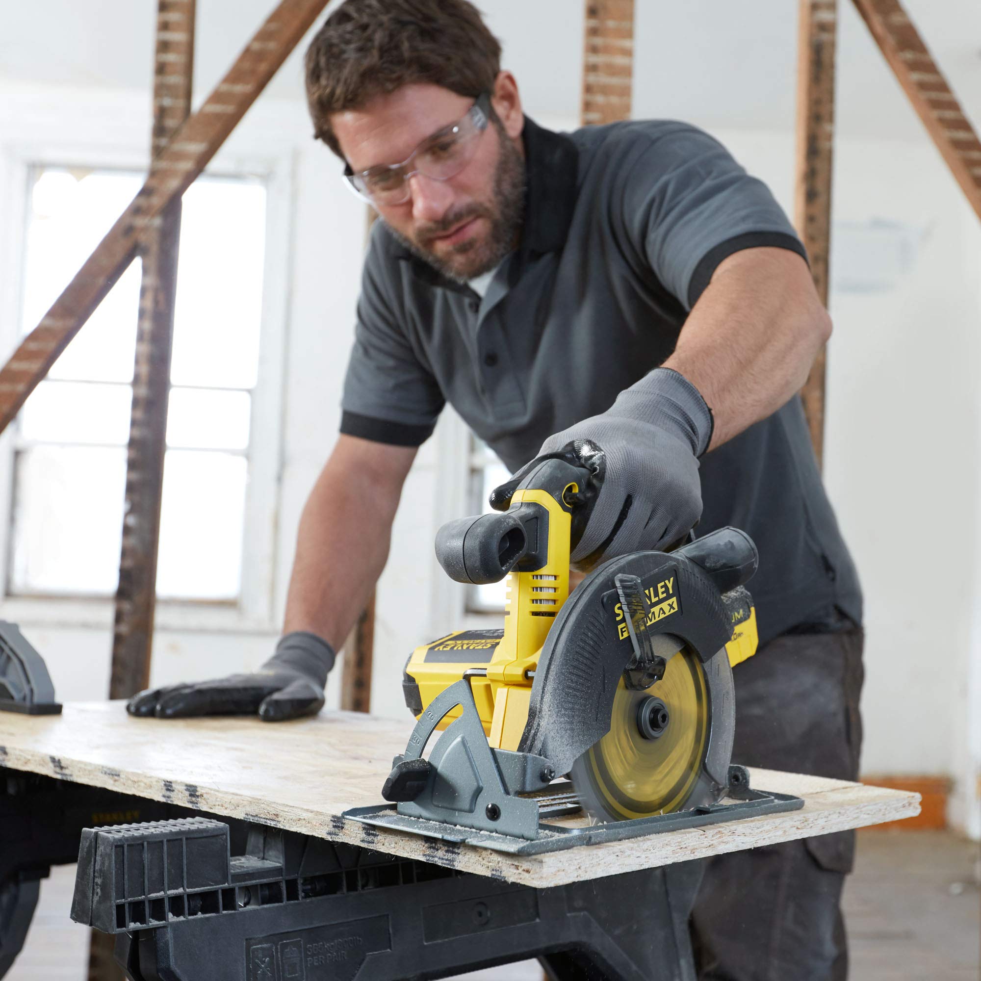 stanley-fatmax-fmck462d2s-qw-taladro-percutor-y-sierra-circular-18v-con-2-bater- image 7